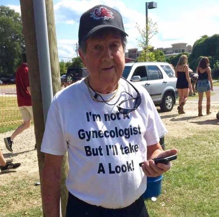 I’m Not a Gynecologist but I’ll Take a Look Tee